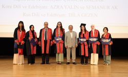 ERÜ Edebiyat Fakültesi’nde Mezuniyet Coşkusu Yaşandı