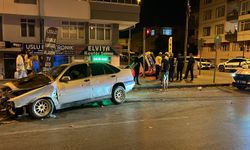 Kayseri'de Otomobille Çarpışan Polis Aracı Devrildi: 3 Yaralı