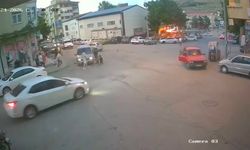 Yahyalı’da Otomobil İle Motosikletin Çarpıştığı Kaza Kamerada