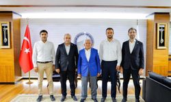 Başkan Büyükkılıç, Erciyes 38 FK Yönetimini Ağırladı