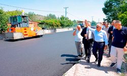 Başkan Büyükkılıç, Sazyolu Caddesi’nde Devam Eden Sıcak Asfalt Çalışmalarını İnceledi