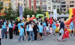 Büyükşehir Belediyesi Spor A.Ş., Âşık Seyrani Festivali'nde Miniklerin Neşesine Ortak Oldu