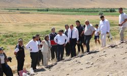 Vali Çiçek’ten Eğriköy Höyük Kazı Alanı’na Ziyaret