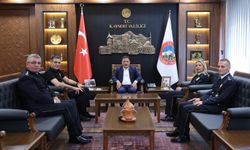 Vali Çiçek, Terfi Eden Emniyet Müdürlerini Ağırladı