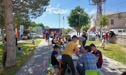 Talas’ta Çocuklar Kitapla, Büyükler Beyaz Masa İle Buluştu