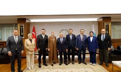 Büyükkılıç, Ak Parti Heyetini Ağırladı: Türkiye Yüzyılı Vurgusu