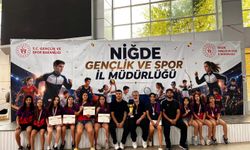 Kayseri Kadın Su Topu Takımı’ndan Türkiye İkinciliği
