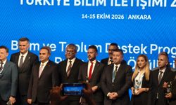 Sanayi ve Teknoloji Bakanı Kacır’dan Bilimfest Kayseri’ye Türkiye Birinciliği Ödülü
