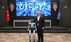 Melikgazi’nin İnsansı Robotu MEGA Sahneye Çıkıyor