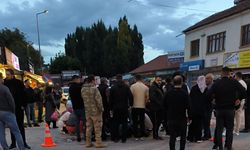Pikap İle Üç Tekerlekli Motosiklet Çarpıştı: 2 Yaralı