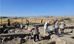 Kültepe’de 78 Yıllık Kazı Tarihinde İlk Kez Mozaik Döşemeli Yapı Bulundu