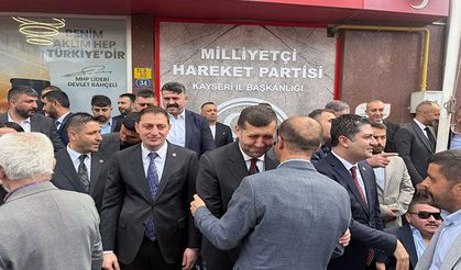 MHP’de bayramlaşma töreni düzenlendi