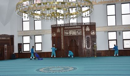 Ramazan öncesi Kocasinan’daki camilerde temizlik seferberliği
