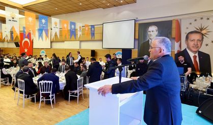 Başkan Büyükkılıç, gençlerle iftarda buluştu