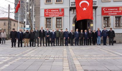 Kayseri protokolü şehit aileleri ve gazilerle bayramlaştı