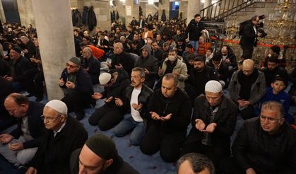 Kayseri’de Ramazan Bayramı namazlarında camiler doldu