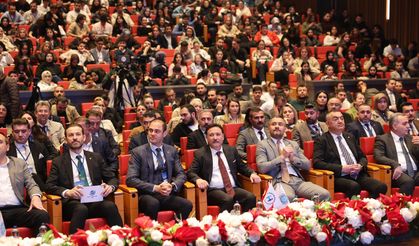 Kayseri’de ‘Girişimcilik Vizyonu Paneli’ düzenlendi