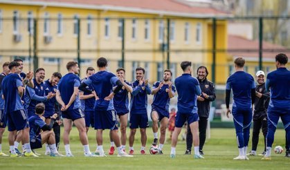 Kayserispor’da Moe Ve Futbolcular İçin Veda Haftası