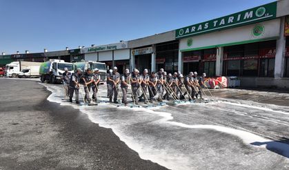 Büyükşehir’den Hal Kompleksi’nde Kapsamlı Temizlik Seferberliği