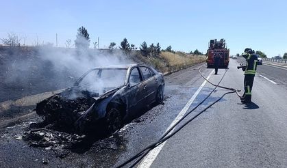 Kayseri’de Otomobil Yangını
