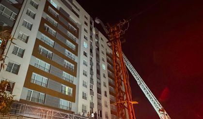Kayseri’de 13. Kattaki Yangında Ev Sahibi Balkondan Düşerek Öldü