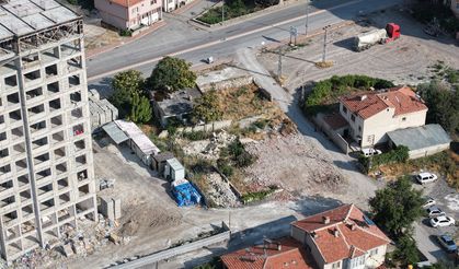 Büyükkılıç’ın Vizyon Projesi Alsancak’ta Çalışmalar Hız Kesmiyor