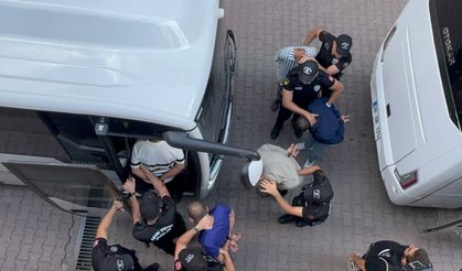 Kayseri’de Yeni Nesil Suç Örgütü Operasyonunda 32 Şüpheli Adliyede