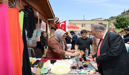 Bu Pazar Maharetli Eller Var