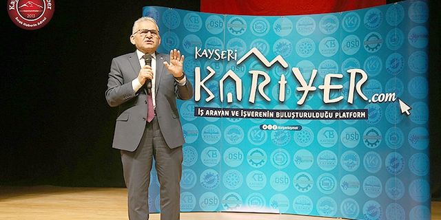 Büyükkılıç, Üniversite Öğrencileri İle Buluştu