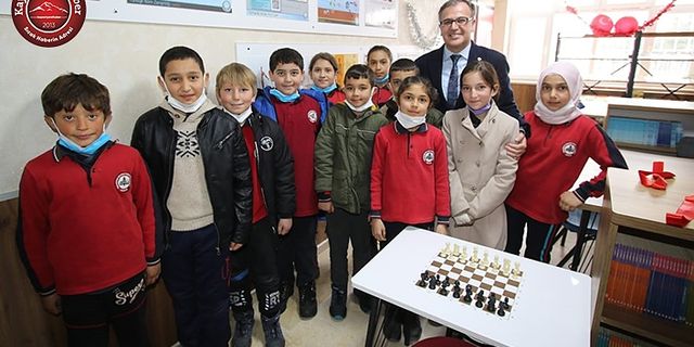 Hacılar’da Kitap Bağışı