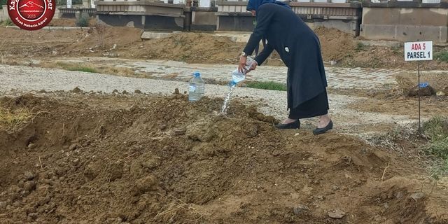 BOĞULARAK VEFAT EDEN MUSTAFA, TOPRAĞA VERİLDİ