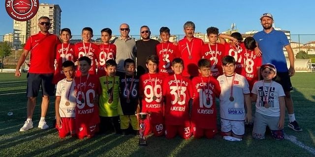 U11 ve U12’nin Şampiyonu Spor A.Ş. oldu