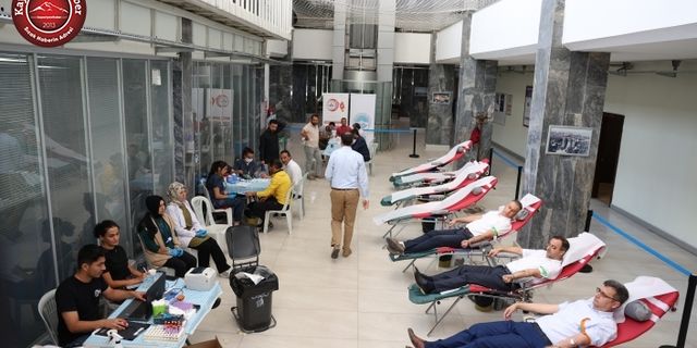Duyarlı Personelden Kan Bağışı