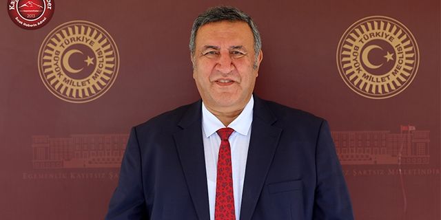 Gürer: “Adalet Bakanlığı çalışanlarının özlük hakları iyileştirilmelidir”