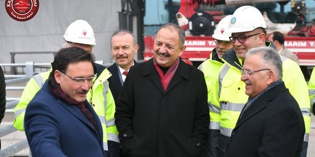 HAVALİMANI YENİ TERMİNAL BİNASI ÇALIŞMALARINI İNCELENDİ