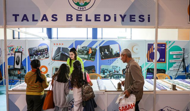 Kitap Fuarı’nda Talas Standına İlgi Büyük