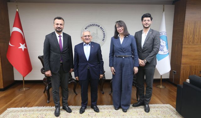 Kayseri Devlet Tiyatrosu, Kendi Kadrosuyla Seyircisiyle Buluşuyor