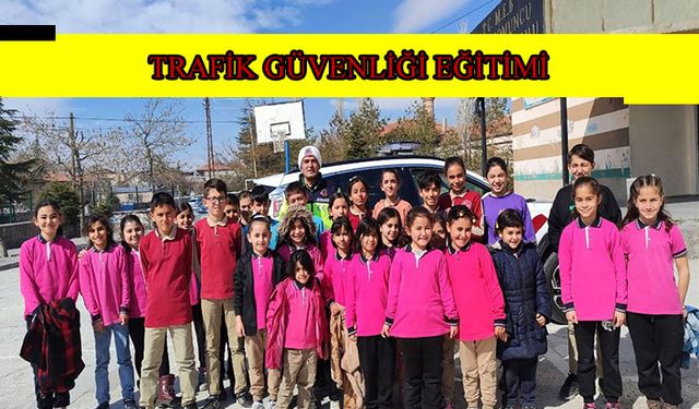 Jandarma ekiplerinden trafik güvenliği eğitimi