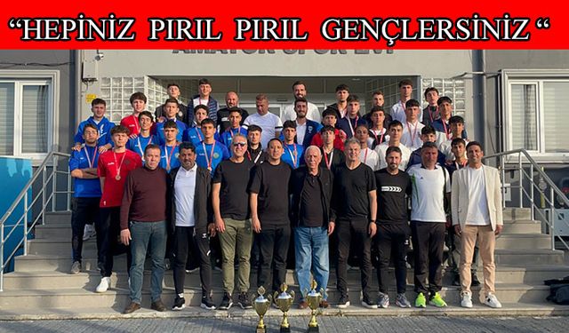 U18 Ligini ilk 3’te bitiren takımlara kupa ve madalyaları verildi