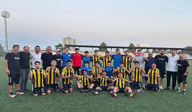 Talas Belediyespor U17 ilk 4’e kaldı