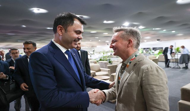 Bakan Kurum, “2030 için öngörülen 695 milyon tonluk emisyonu, 2035 yılında 643 milyon tona düşürmeyi hedefliyoruz”