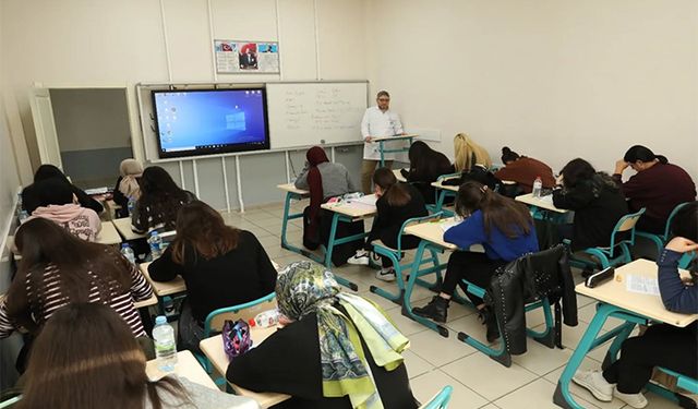 Genç KAYMEK'te TYT ve LGS Deneme Heyecanı