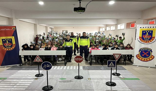 255 öğrenciye trafik güvenliği eğitimi