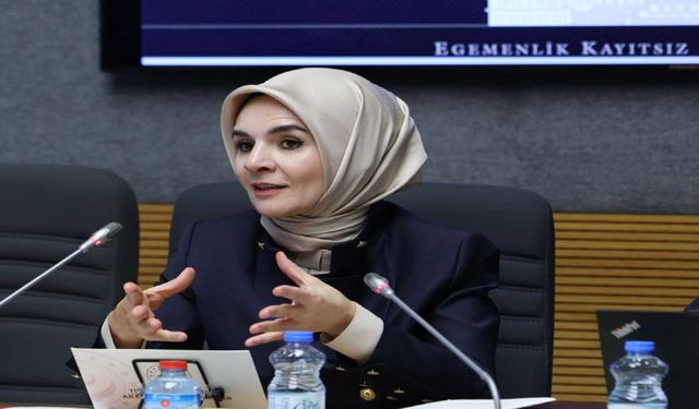 Bakan Göktaş, “Kadınları hayatın her alanında daha güçlü kılmaya yönelik adımlar atıyoruz”