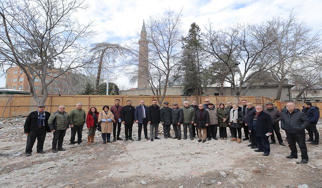 Camikebir'de Tarihi Dönüşüm: Büyükşehir'in Vizyon Projesine Kent Konseyi'nden İnceleme