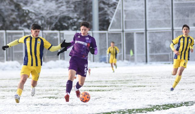 Talas Belediye Spor U17 takımı evinde Keçiörengücü’ne yenildi