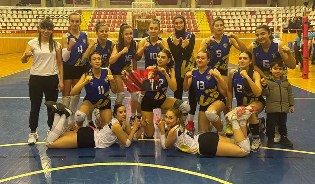 KVK Voleybol Kulübü, erteleme maçında Sivas takımını yendi