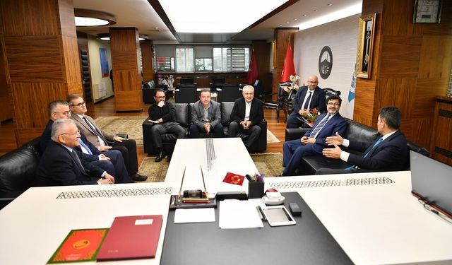 Başkan Büyükkılıç, Bakan Yardımcısı Poyraz ve Genel Müdür Eyigün'ü Konuk Etti