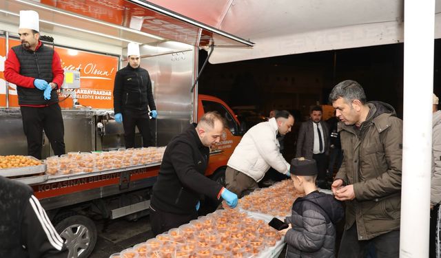 KOCASİNAN’DA RAMAZAN BEREKETİ ‘İKRAM LOKMASI’ İLE TATLANIYOR