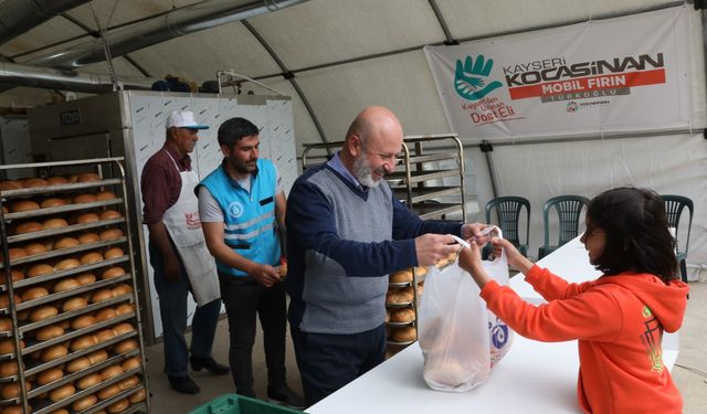 Başkan Çolakbayrakdar: “Depremzede kardeşlerimizin her daim yanındayız”